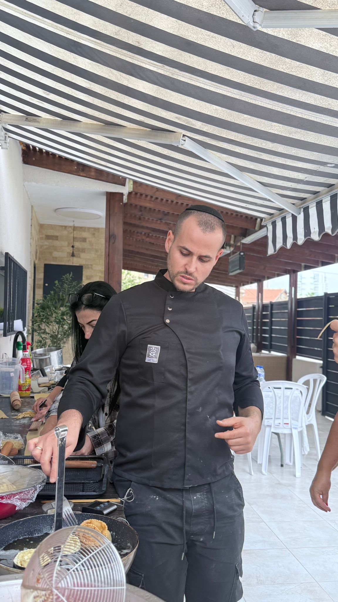 סדנת עוגיות מרוקאיות עם משתתפים